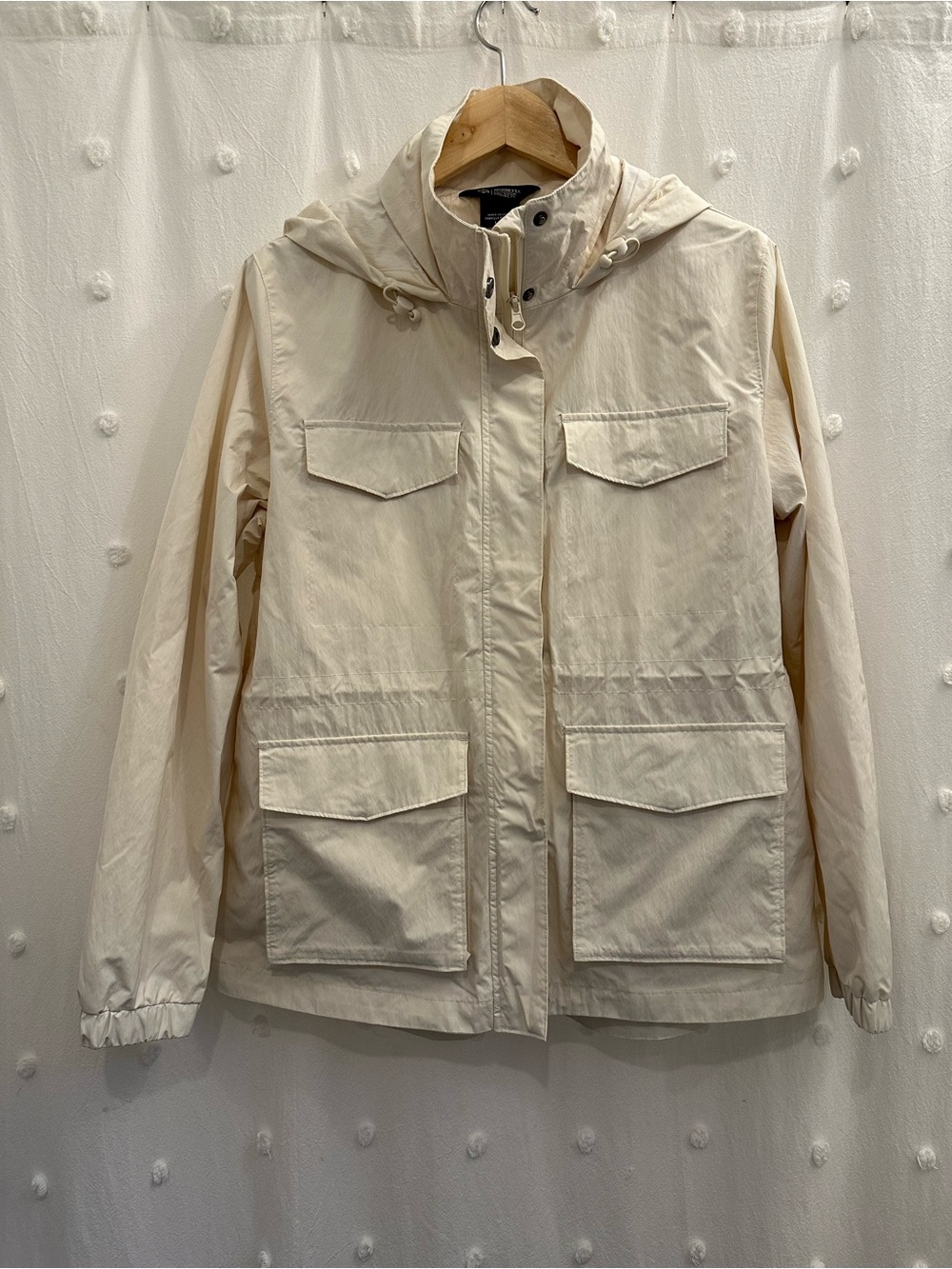 Mondetta Cream Hooded Outdoor Jacket